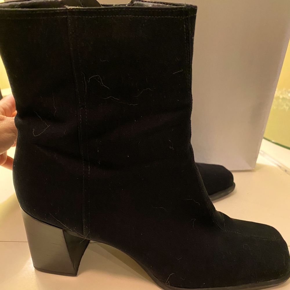 Nine West square toed boot